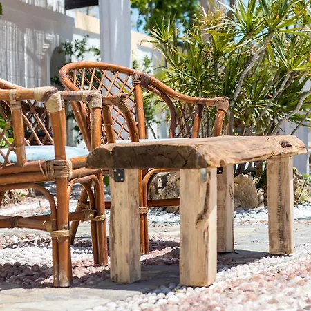 Mosaic Garden Anastasias *